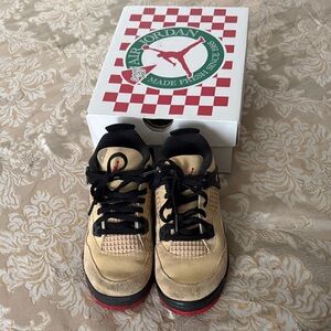 JORDAN “PIZZA” - size 2y